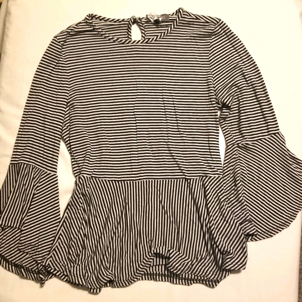 Rags to wishes striped puffed sleeve blouse